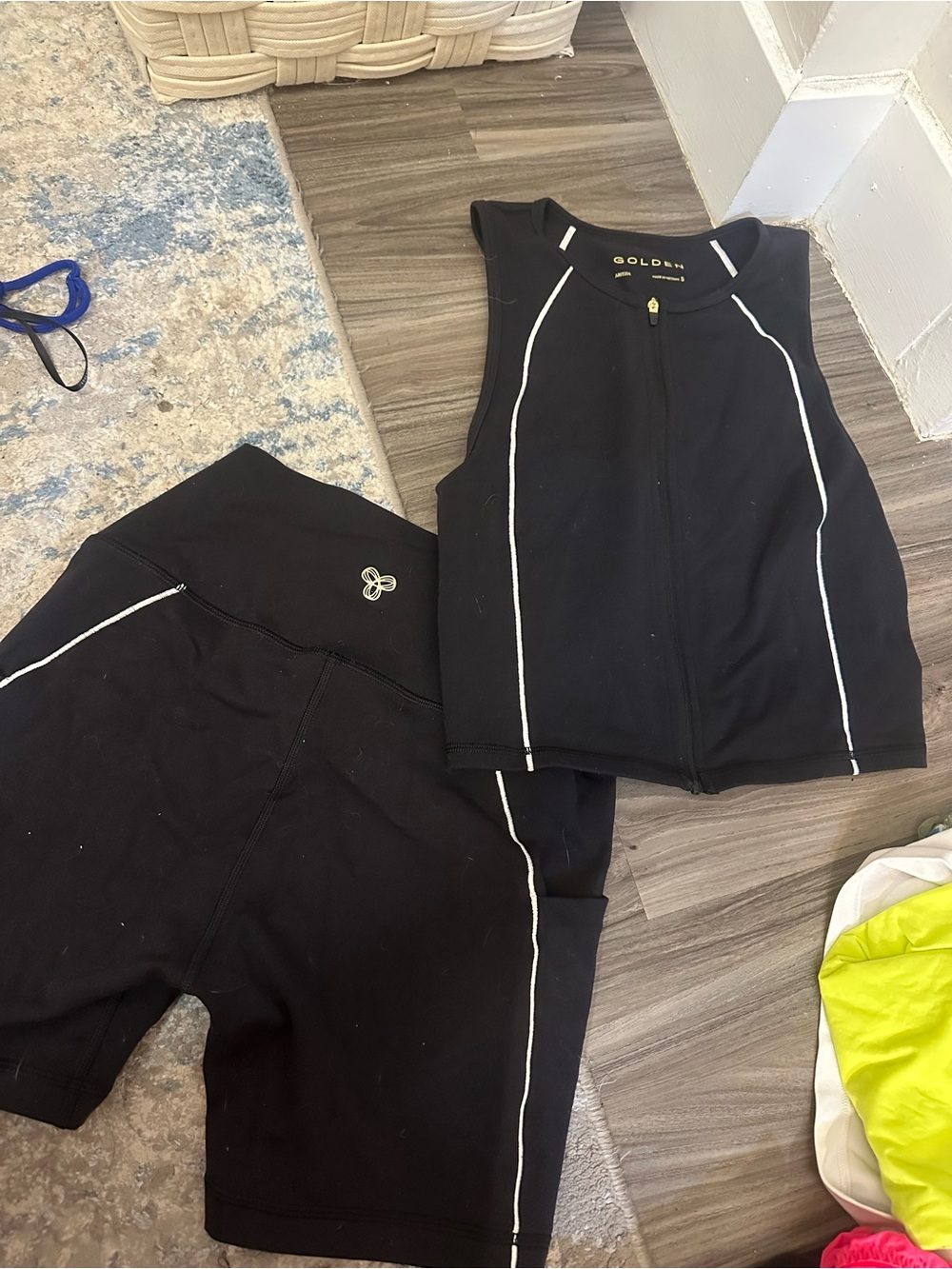 Golden Aritzia set life material